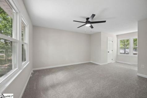 113 Lexington Court Simpsonville SC 29681