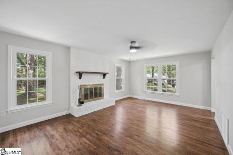 113 Lexington Court Simpsonville SC 29681