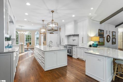 48 Ridgeland Drive Greenville SC 29601
