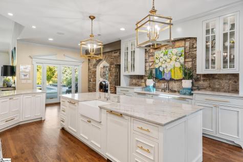 48 Ridgeland Drive Greenville SC 29601