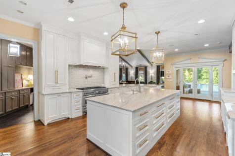 48 Ridgeland Drive Greenville SC 29601