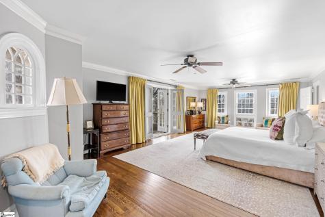 48 Ridgeland Drive Greenville SC 29601