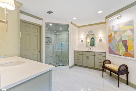 48 Ridgeland Drive Greenville SC 29601