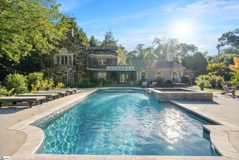 48 Ridgeland Drive Greenville SC 29601