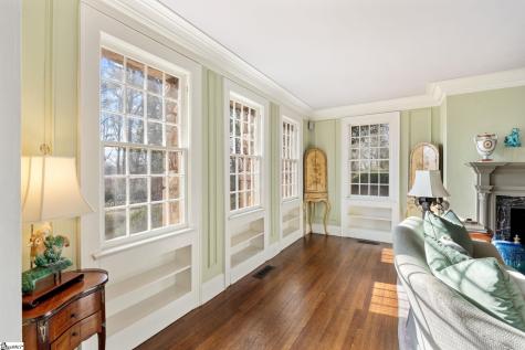 48 Ridgeland Drive Greenville SC 29601