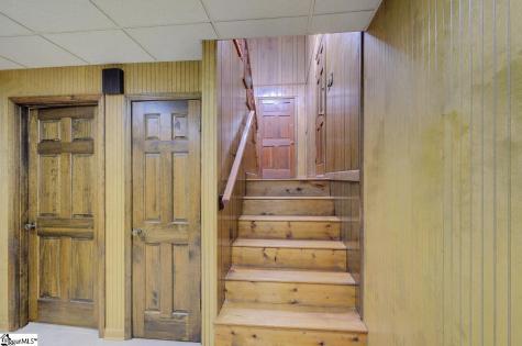 1206 Lakeview Drive Greenville SC 29611