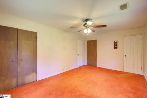 1206 Lakeview Drive Greenville SC 29611