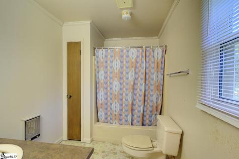 1206 Lakeview Drive Greenville SC 29611