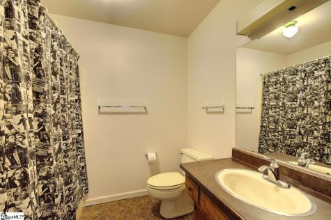 1206 Lakeview Drive Greenville SC 29611