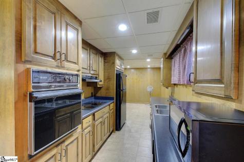 1206 Lakeview Drive Greenville SC 29611