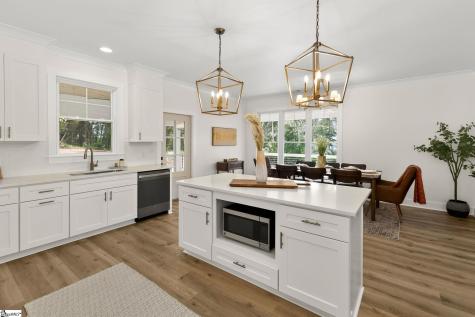 1218 Andersonville Road Townville SC 29689