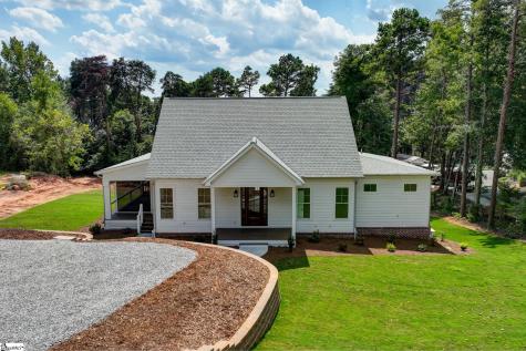 1218 Andersonville Road Townville SC 29689