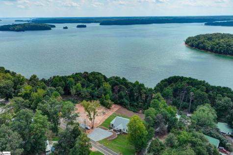 1218 Andersonville Road Townville SC 29689