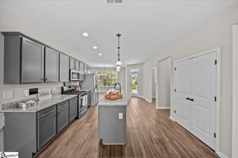114 Lake Forest Circle Anderson SC 29625