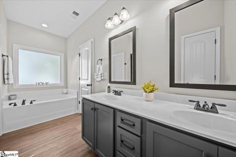 114 Lake Forest Circle Anderson SC 29625