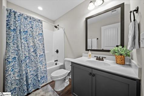 114 Lake Forest Circle Anderson SC 29625