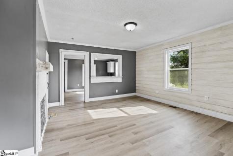 303 Beauregard Street Clinton SC 29325