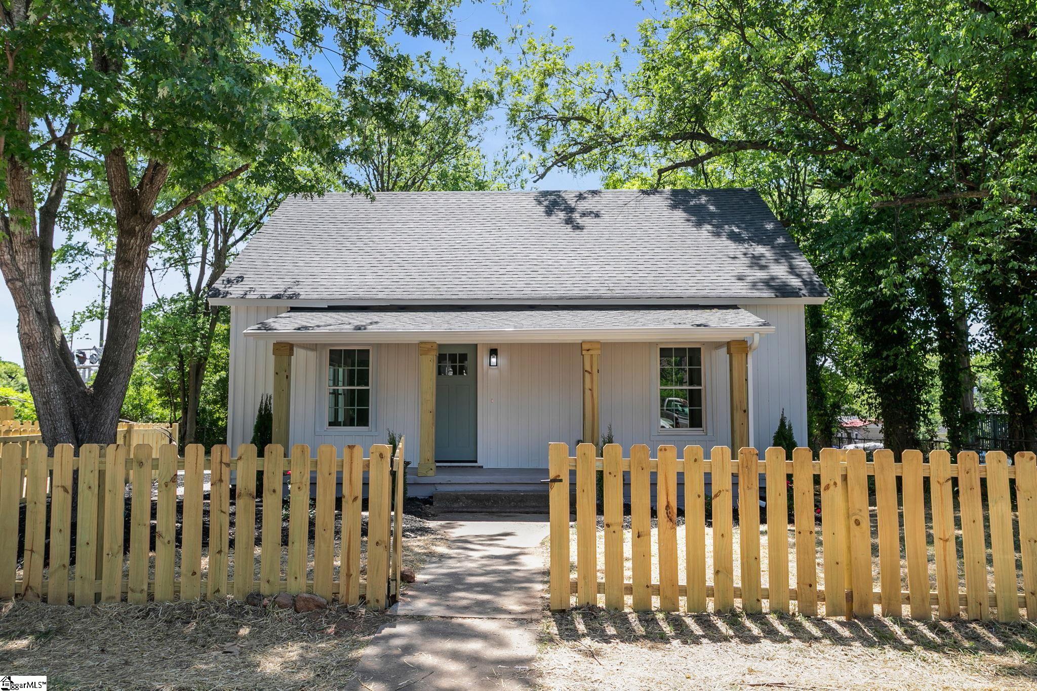 1 9th Street Greenville SC 29611