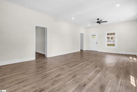 1 9th Street Greenville SC 29611