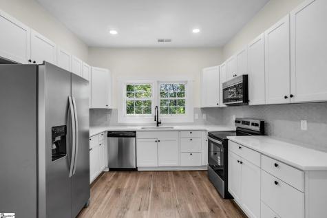 1 9th Street Greenville SC 29611