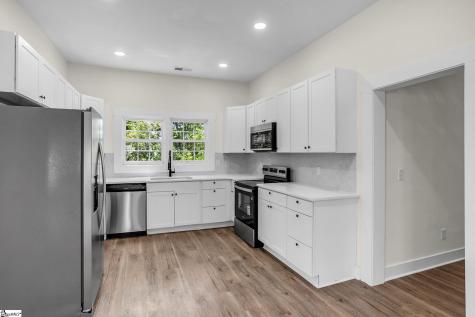 1 9th Street Greenville SC 29611