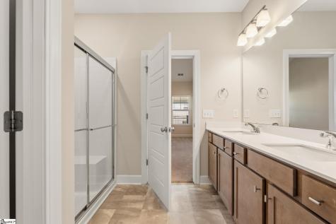 301 Hollenbeck Place Greenville SC 29607