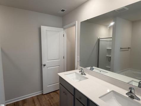 124 Barwood Circle Greenville SC 29611