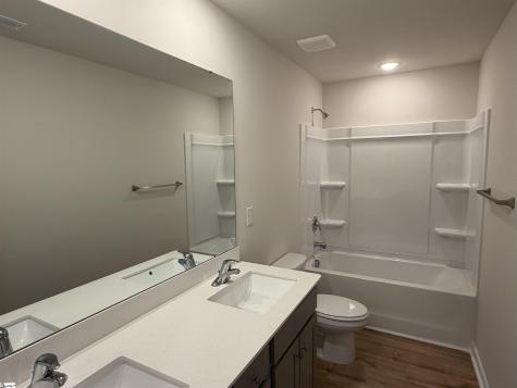 124 Barwood Circle Greenville SC 29611