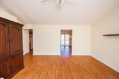 179 Lockland Drive Chesnee SC 29323