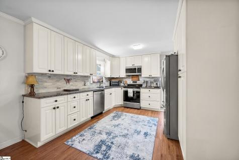 108 Richmond Drive Greenville SC 29617