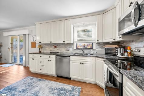 108 Richmond Drive Greenville SC 29617