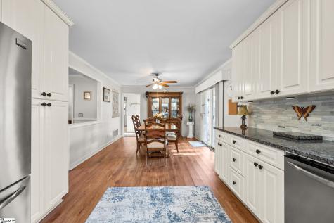 108 Richmond Drive Greenville SC 29617
