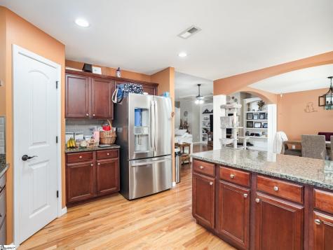 190 Glendower Lane Chesnee SC 29323