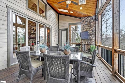 304 Lake Hills Lane Travelers Rest SC 29690