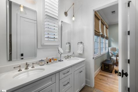 412 Renneson Drive Greenville SC 29615