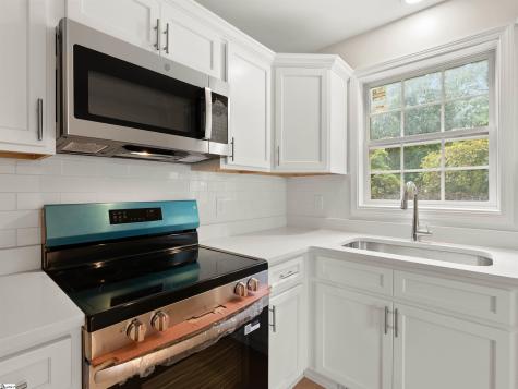 109 Laurens Court Fountain Inn SC 29644