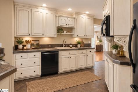 709 W Main Street Pickens SC 29671