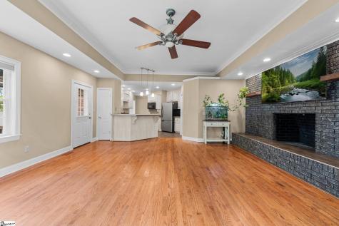 709 W Main Street Pickens SC 29671