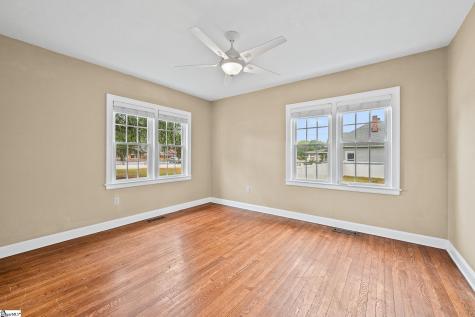 709 W Main Street Pickens SC 29671