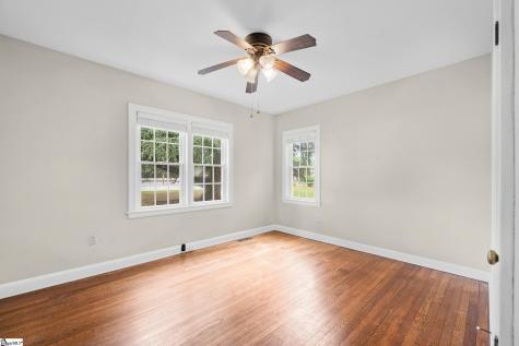 709 W Main Street Pickens SC 29671