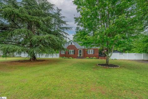 709 W Main Street Pickens SC 29671