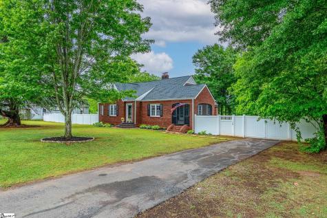 709 W Main Street Pickens SC 29671