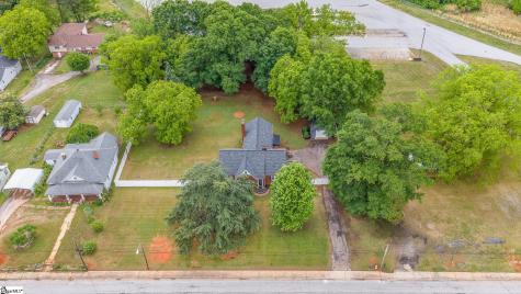 709 W Main Street Pickens SC 29671