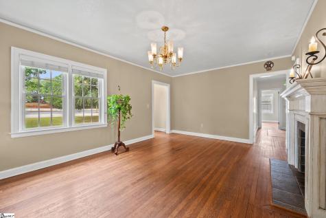 709 W Main Street Pickens SC 29671