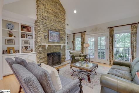 140 Paris Glen Way Greenville SC 29609
