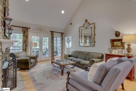 140 Paris Glen Way Greenville SC 29609