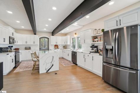 68 Raven Road Landrum SC 29356
