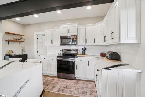 68 Raven Road Landrum SC 29356