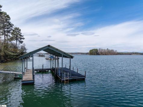 2516 Sugar Valley Road Seneca SC 29672