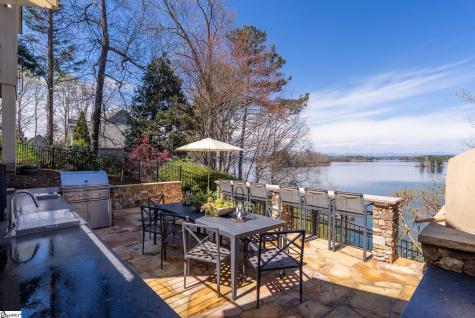 2516 Sugar Valley Road Seneca SC 29672